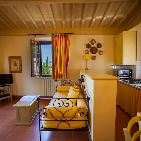 Poggio Cornetto Apartment *